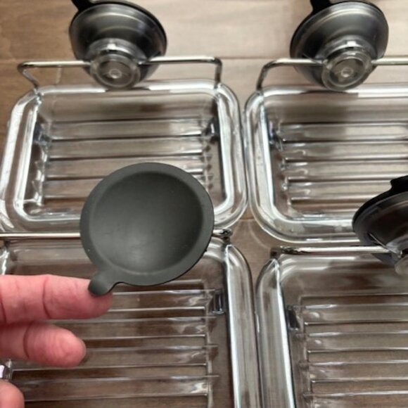 New Lot of 4 OXO Good Grips Suction Soap Dishes for Shower Bath - Picture 2 of 2